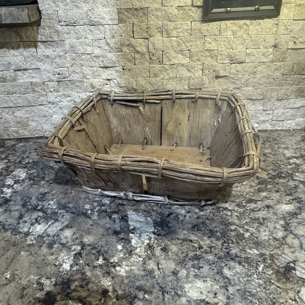 VINTAGE Birch Bark Woven Basket Handmade - Primitive  & Rustic 9" X  11"